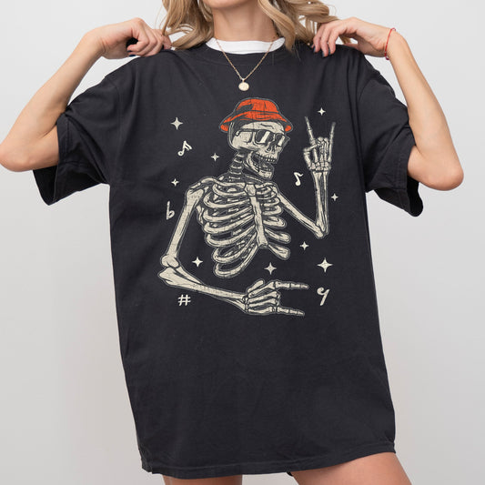 Rocker Skeleton, Punk, Music Concert, Retro, Aesthetic, Vintage, Comfort Colors Tshirt