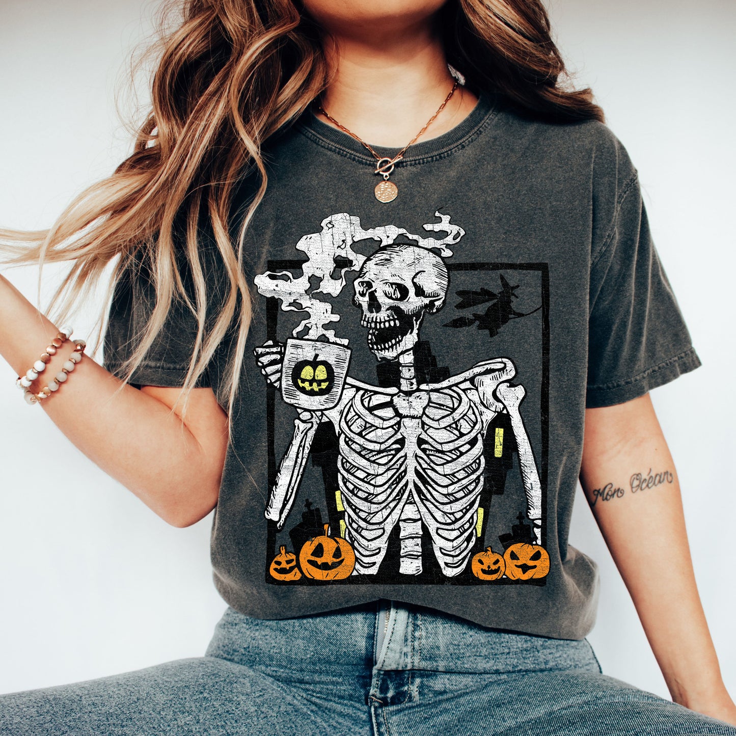 Skeleton Coffee, Mom, Retro, Aesthetic, Vintage, Comfort Colors Tshirt
