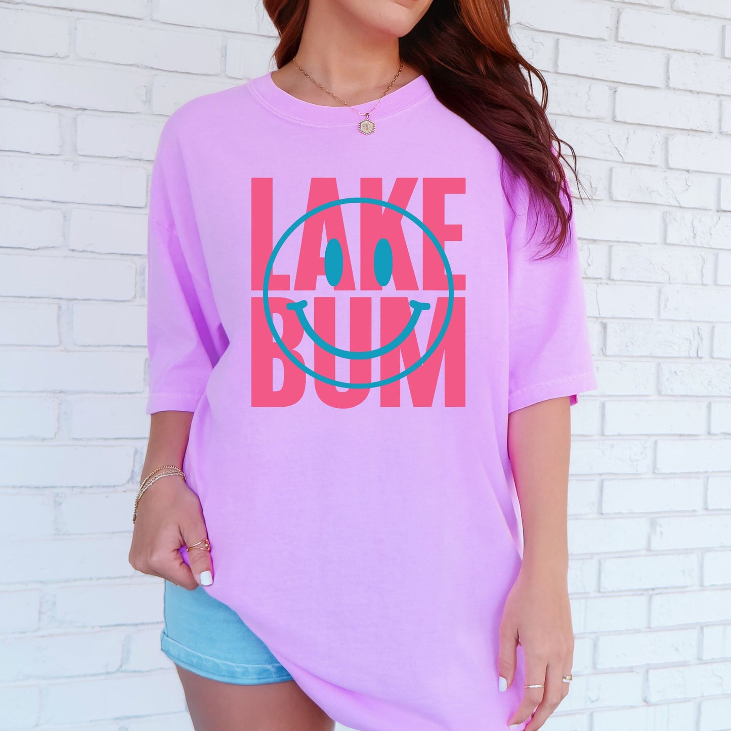 Lake Bum, Sun Rays, Lake Days, Boat, Summer, Comfort Colors T-Shirt