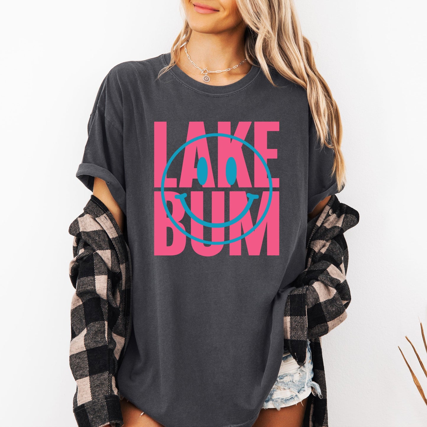 Lake Bum, Sun Rays, Lake Days, Boat, Summer, Comfort Colors T-Shirt