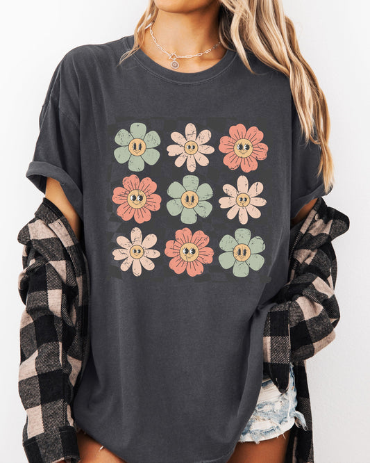 Retro Flowers, Checkered, Daisies, Hippie, Cute, Positivity Shirt Comfort Colors T-Shirt