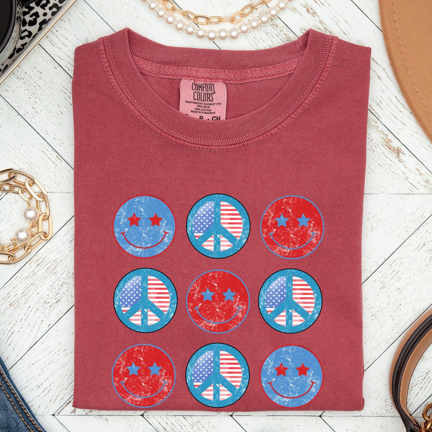 Retro Patriotic Smiley, Flag, America Peace Patriotic Tshirt Comfort Colors T-Shirt