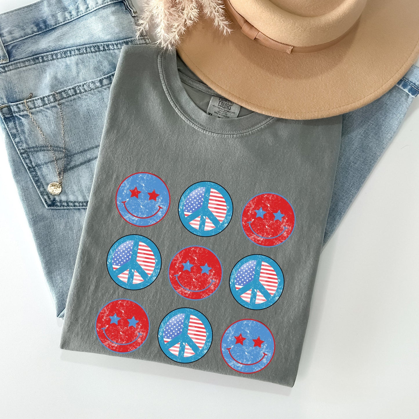 Retro Patriotic Smiley, Flag, America Peace Patriotic Tshirt Comfort Colors T-Shirt