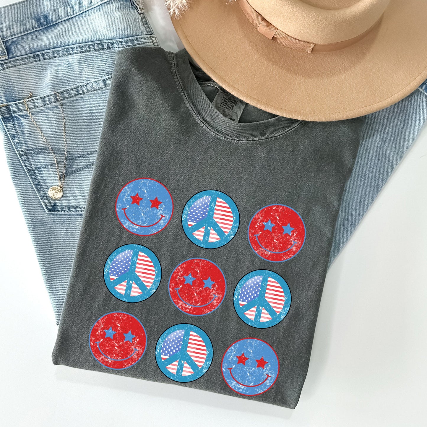 Retro Patriotic Smiley, Flag, America Peace Patriotic Tshirt Comfort Colors T-Shirt