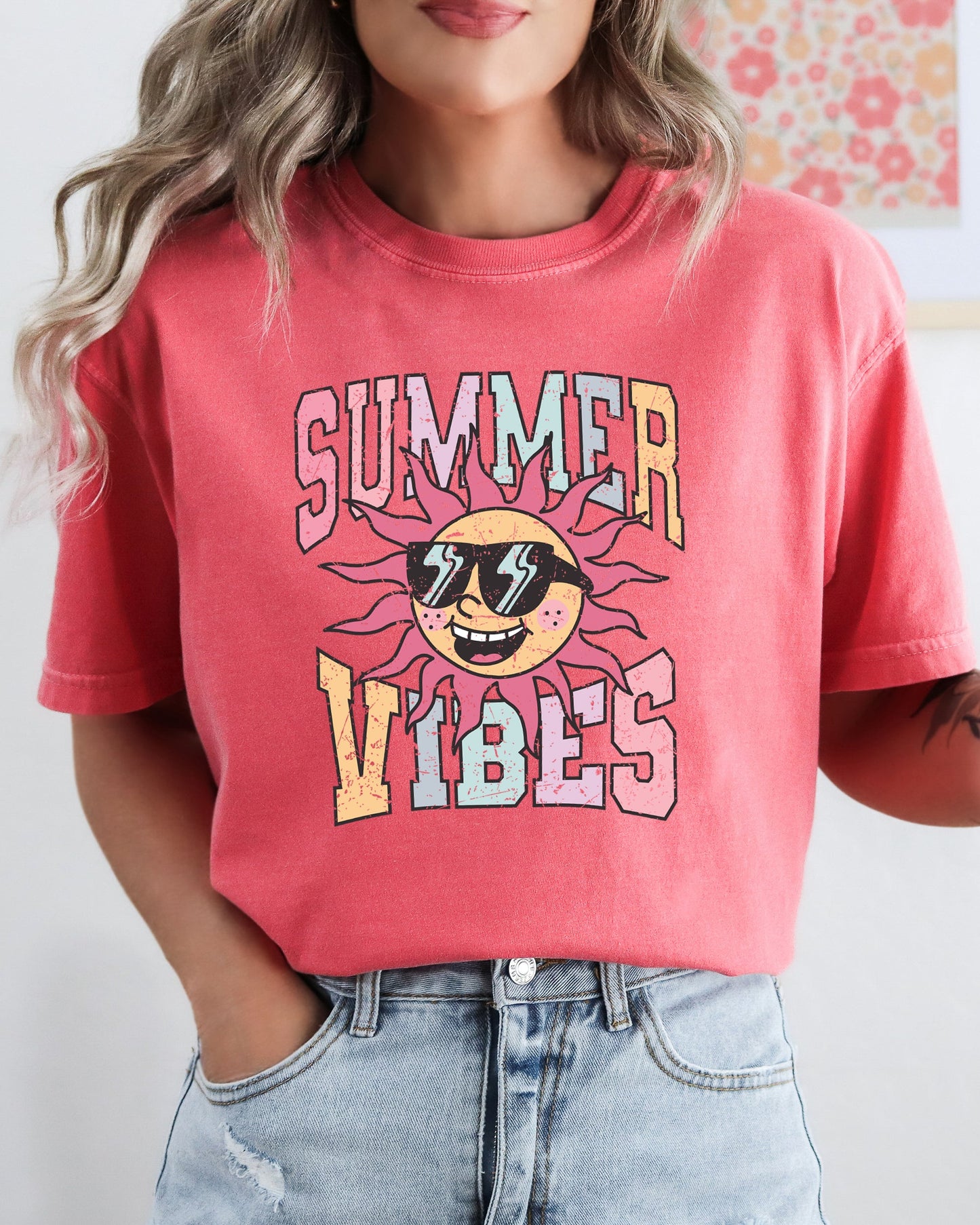 Summer Vibes, Retro, Hot Girl Summer, Beach Vacation Tshirt Comfort Colors T-Shirt