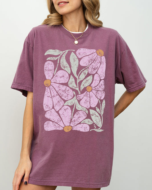 Summery, Gorgeous Abstract Flowers, Boho Floral Design, Summer Vibes, Gardening, Festival, Nature Shirt Comfort Colors T-Shirt
