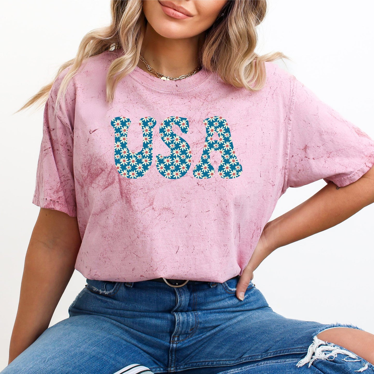 USA Retro Daisies, Patriotic, America, 4th of July, Color Blast Tshirt Comfort Colors T-Shirt