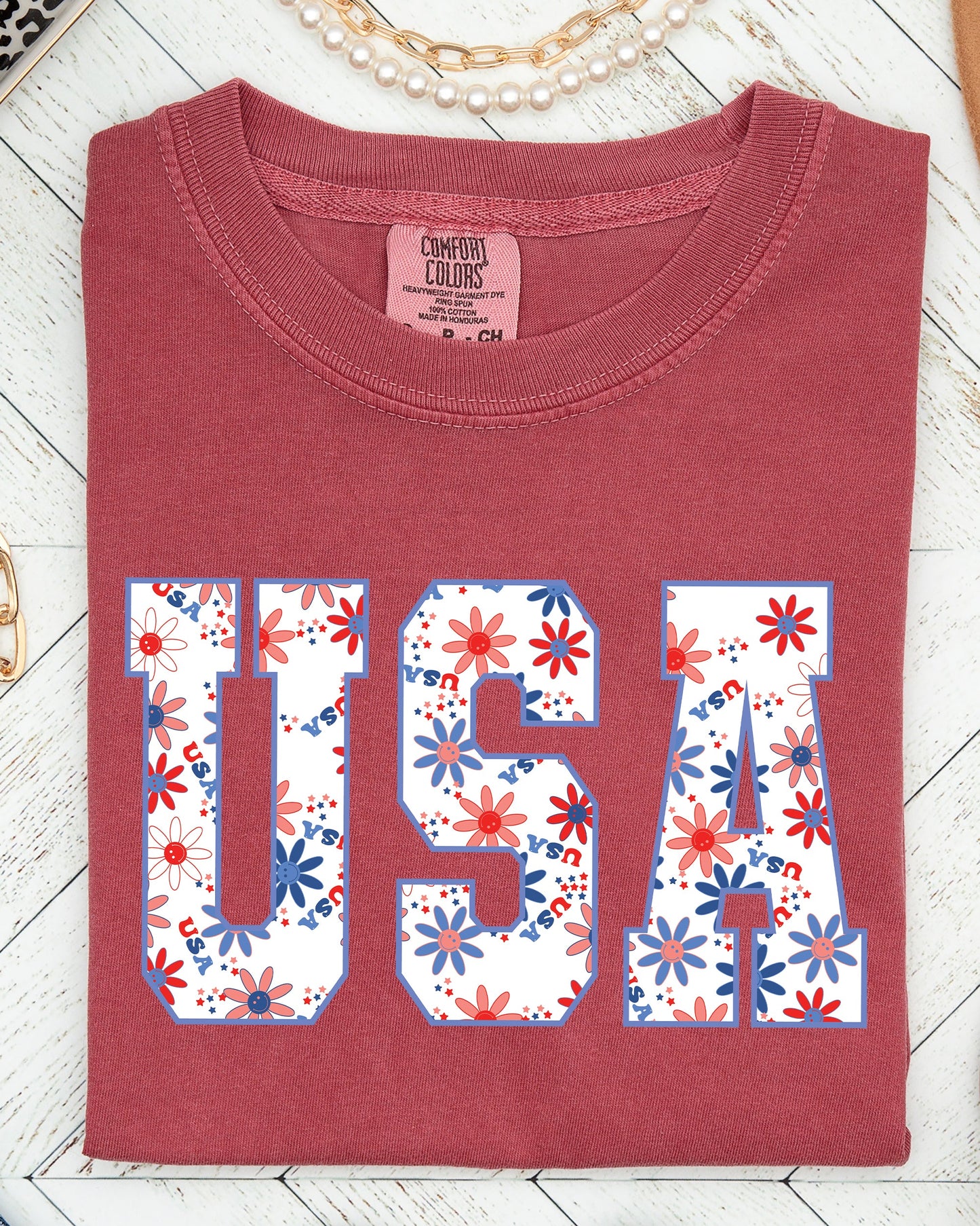 USA, Floral, Flowers, America, Patriotic, Summer, 4th of July, Independence Day Shirt Comfort Colors T-Shirt