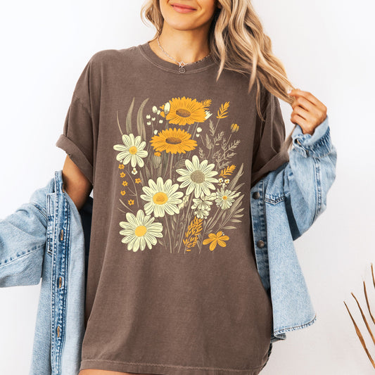 Wildflower Collage, Bouquet, Vintage, Nature, Comfort Colors T-Shirt
