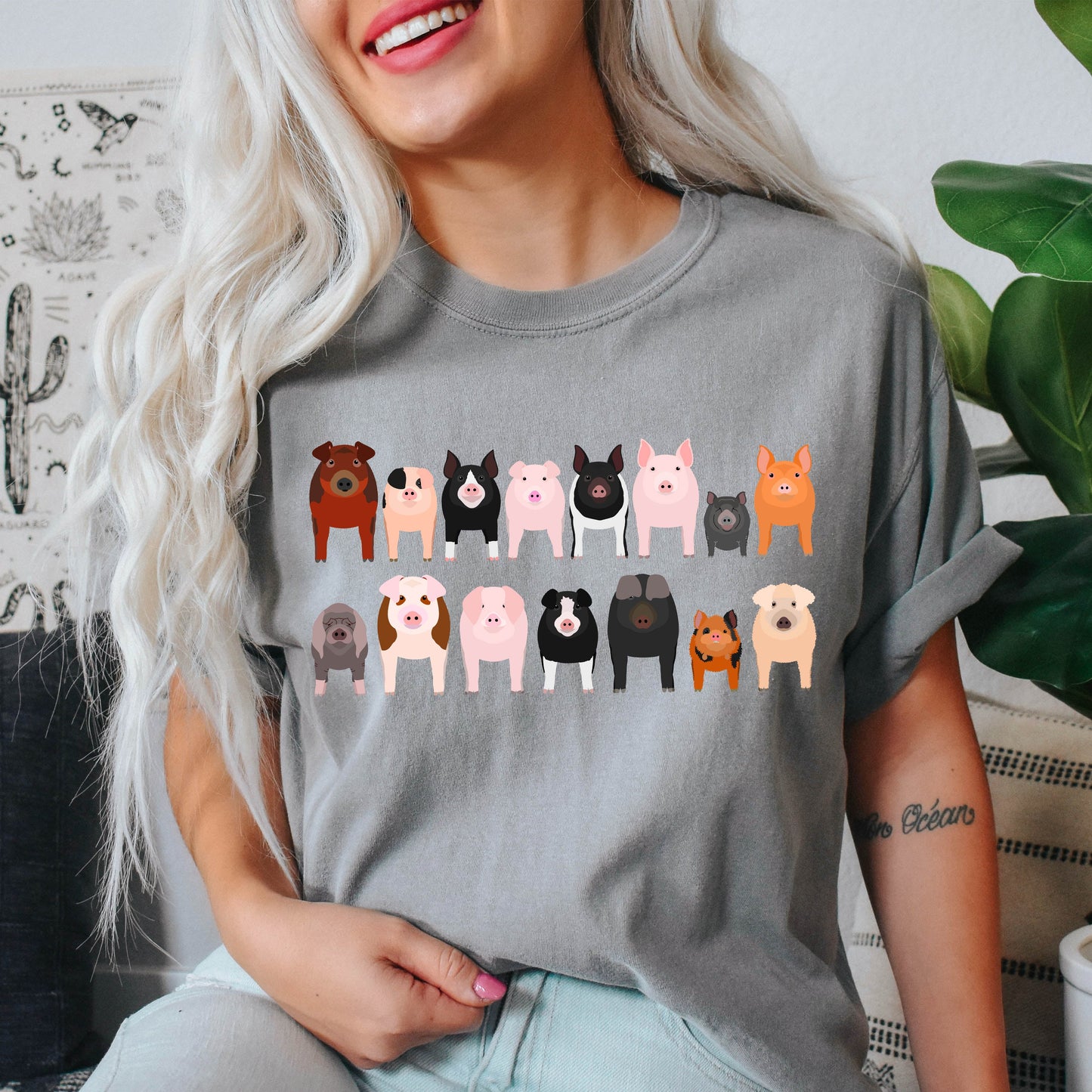 Pig Lovers Comfort Color Tees, Farm Animal Shirts, Illustration, Breeds, Pet Comfort Colors T-Shirt