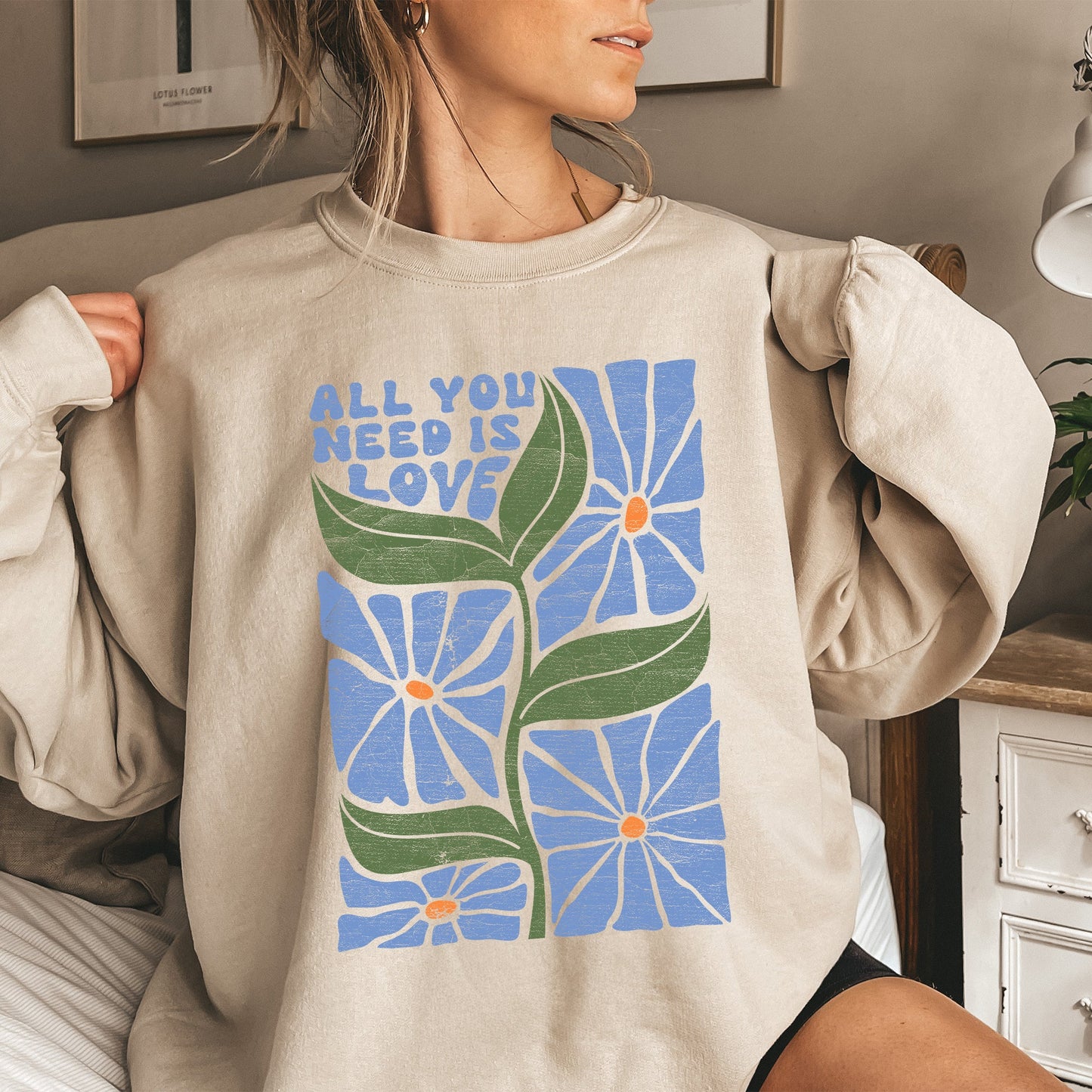 All You Need Is Love, Retro Flowers Sweatshirt