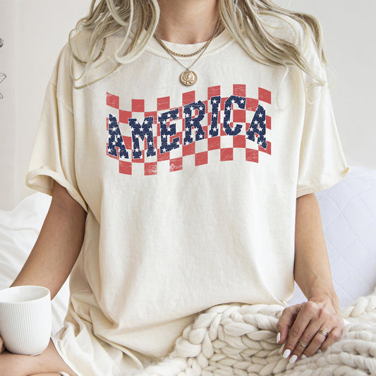 America, Retro, Patriotic, USA, Checkered, Vintage, Tshirt Comfort Colors T-Shirt
