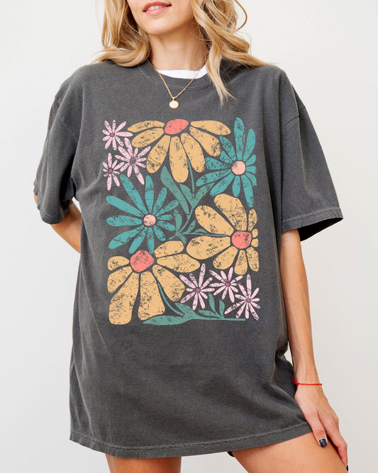 Chic, Gorgeous Abstract Flowers, Boho Floral Design, Summer Vibes, Gardening, Festival, Nature Shirt Comfort Colors T-Shirt