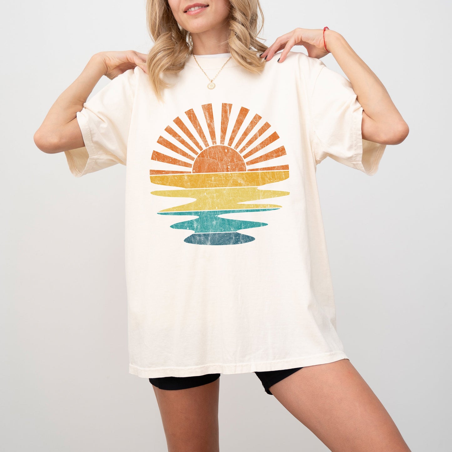 Colorful Beach Sunset, Summer Vibes, California Dreaming, Vacation, Hot Girl Summer, Tshirt Comfort Colors T-Shirt