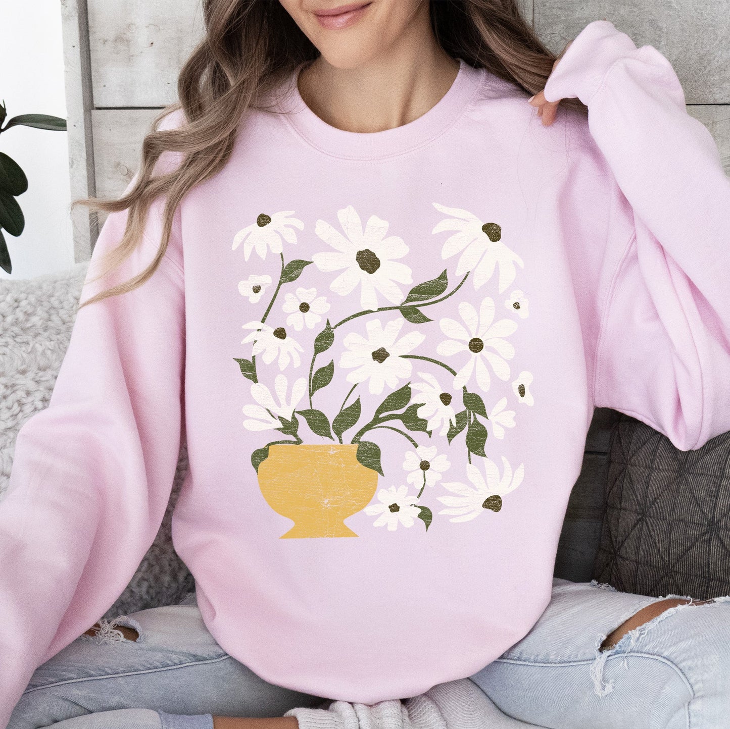 Daisies, Retro Floral Design Sweatshirt