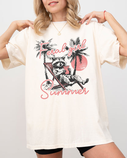 Feral Girl Summer, Funny, Raccoon, Beach, Vacation, Hot Girl Summer, Aesthetic, Meme Shirt Comfort Colors T-Shirt