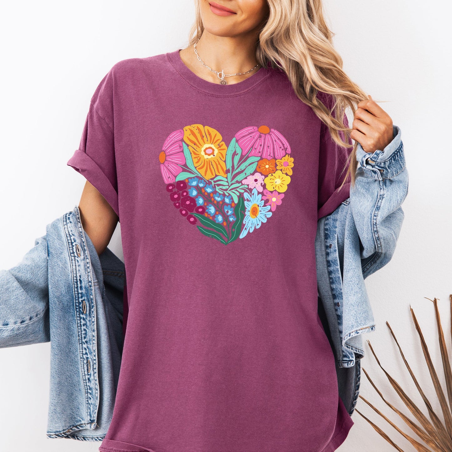 Floral Heart, Folk Art, Retro, Flowers, Comfort Colors T-Shirt