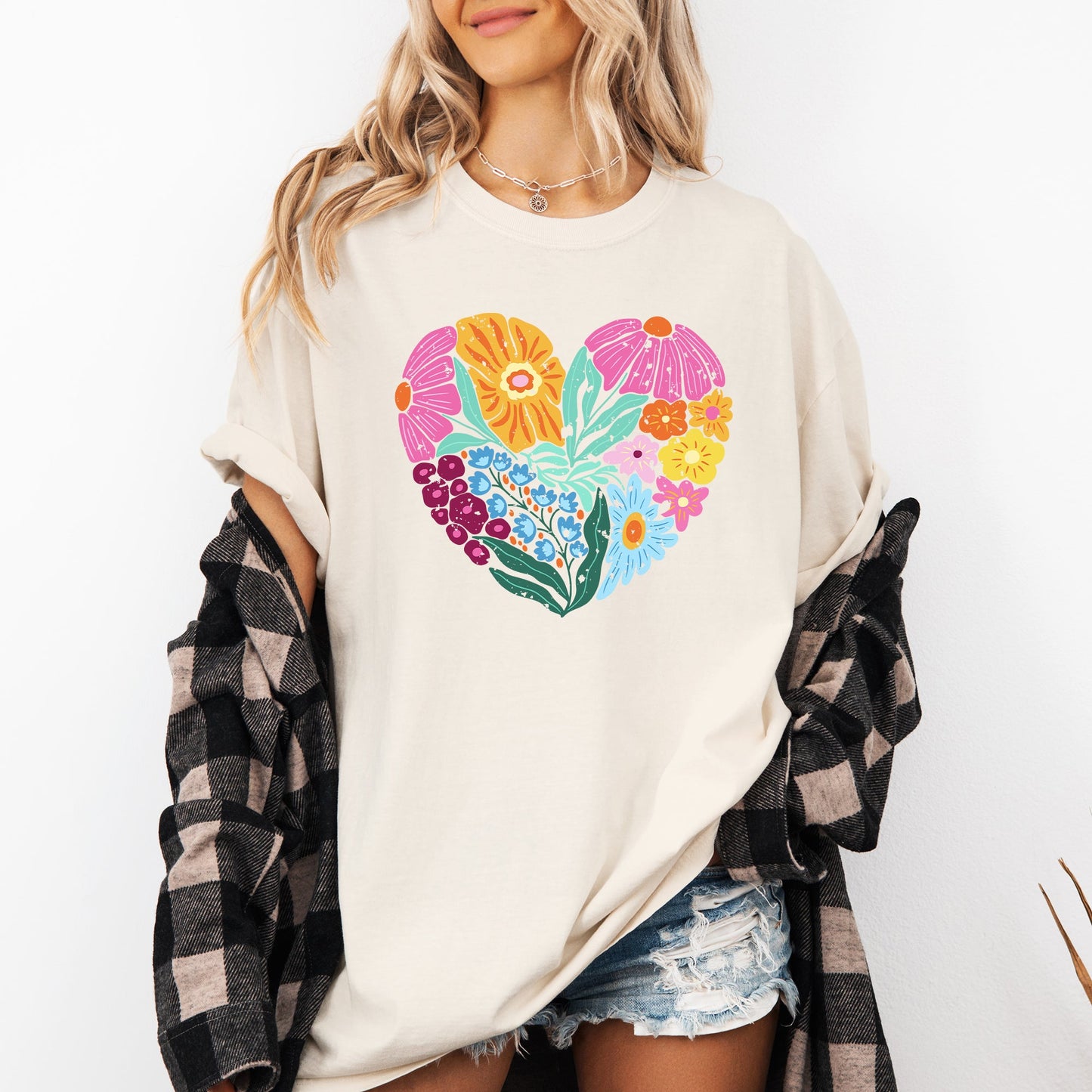 Floral Heart, Folk Art, Retro, Flowers, Comfort Colors T-Shirt