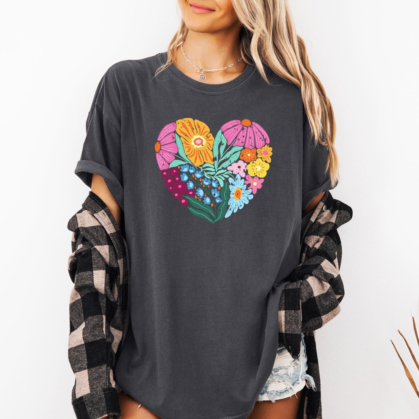 Floral Heart, Folk Art, Retro, Flowers, Comfort Colors T-Shirt
