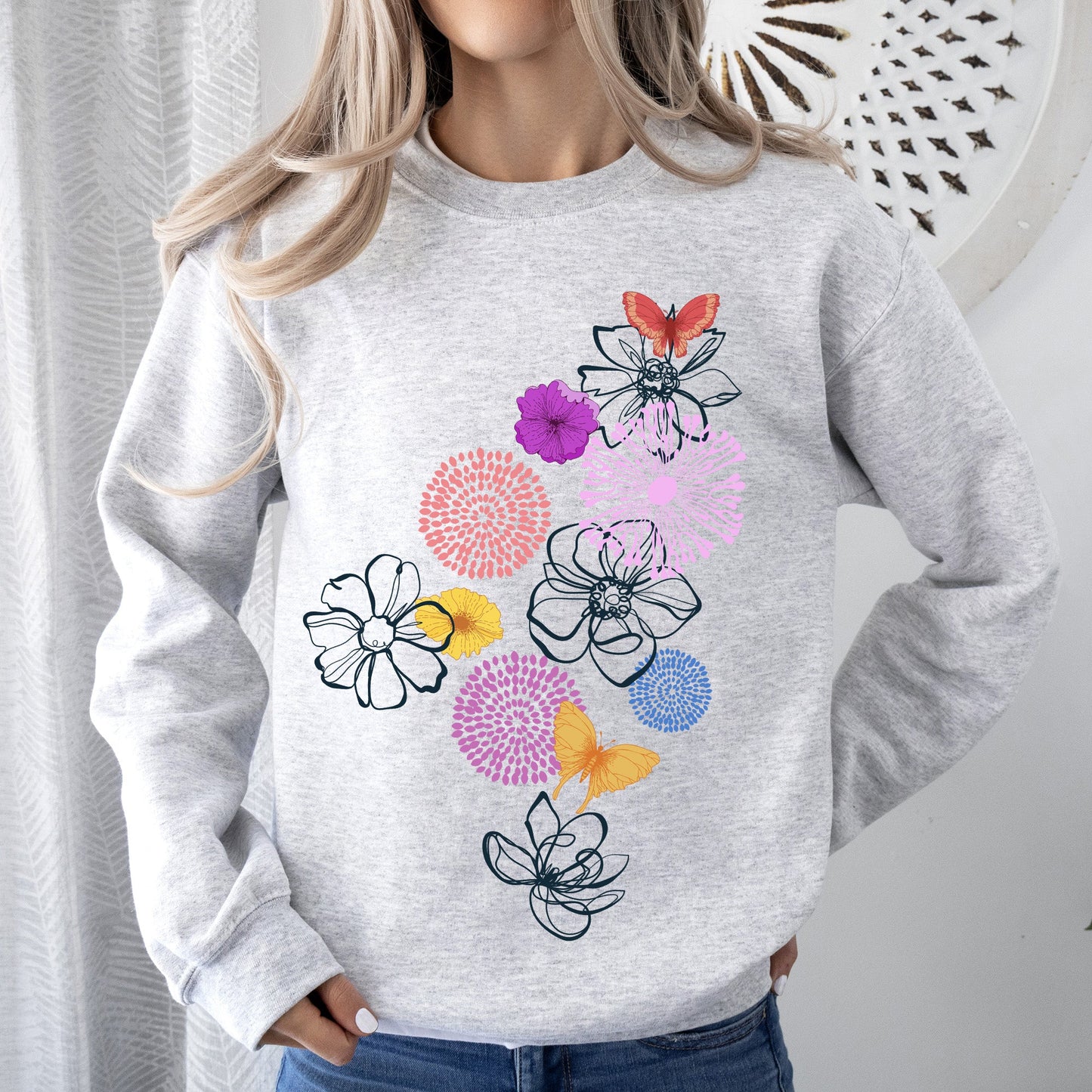 Floral Outlines, Flower Doodle Sweatshirt