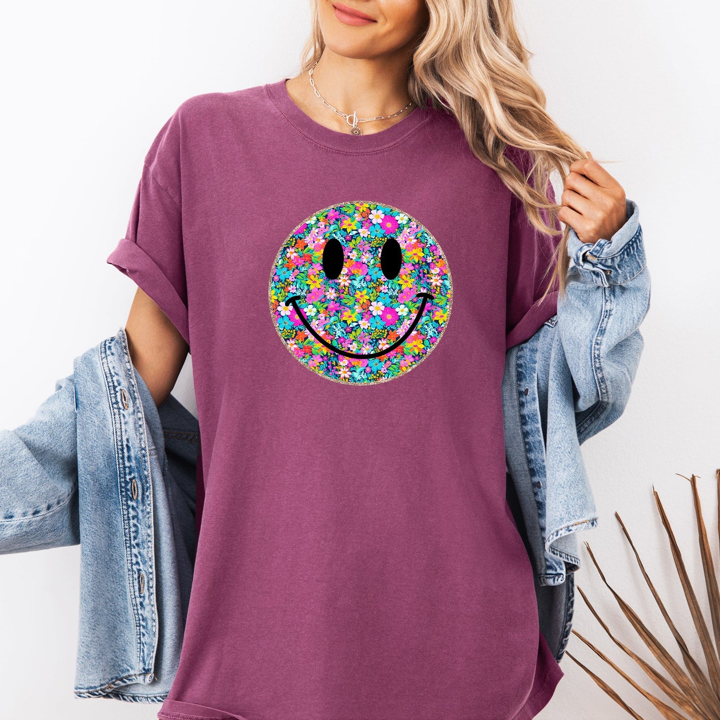Floral Smiley Face, Retro, Summer, Flowers, Comfort Colors T-Shirt
