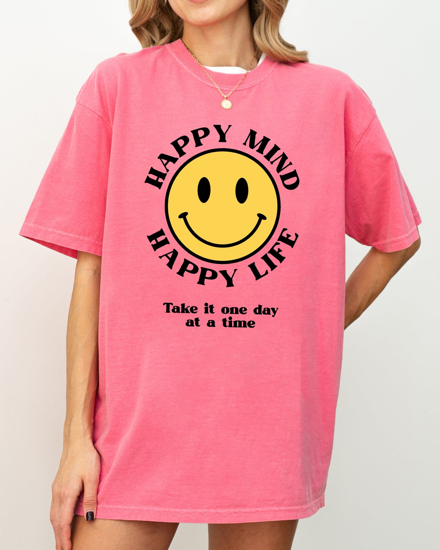 Happy Mind, Happy Life, One Day At A Time, Aesthetic, Positivity, Meme, Mental Health Shirt Comfort Colors T-Shirt