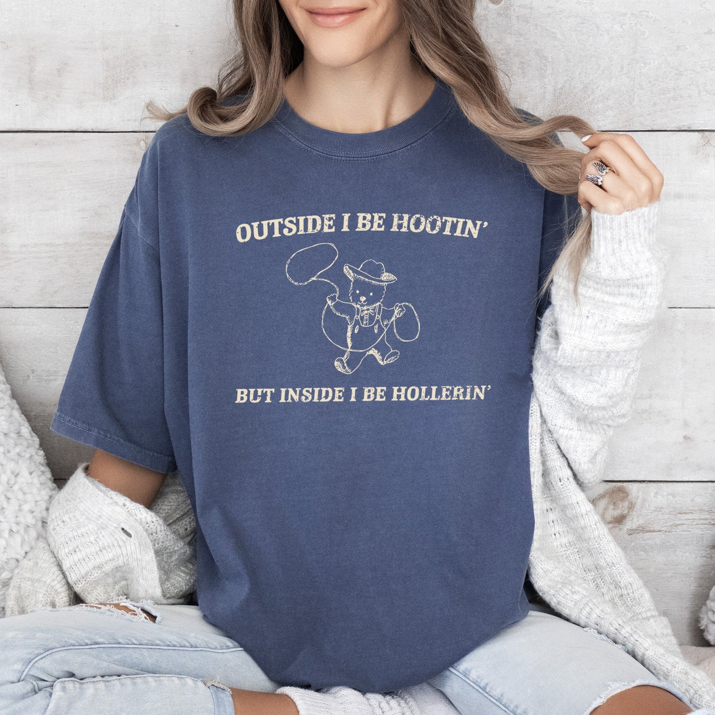 Hootin Hollerin, Bear, Meme, Aesthetic, Funny, Comfort Colors Tshirt