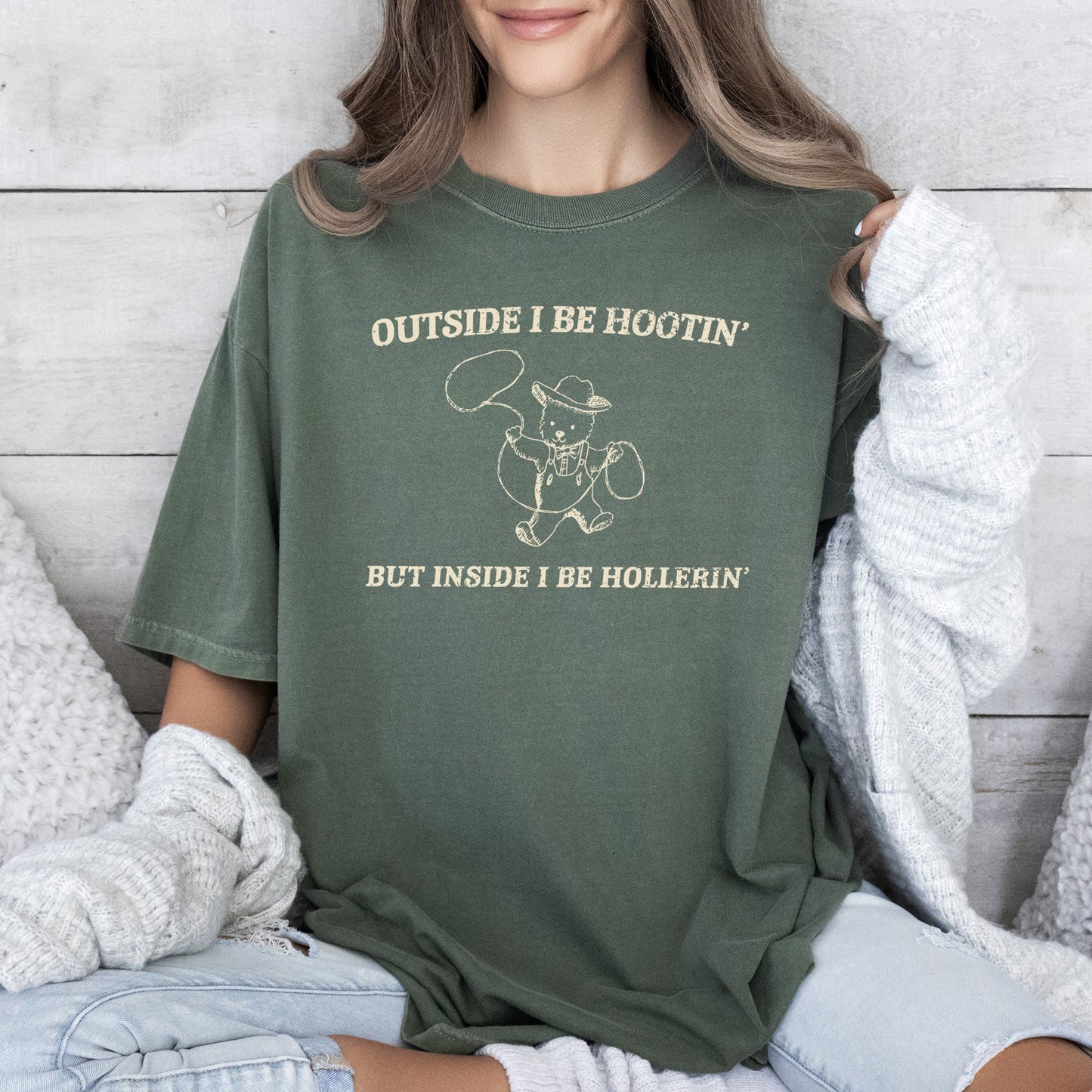 Hootin Hollerin, Bear, Meme, Aesthetic, Funny, Comfort Colors Tshirt