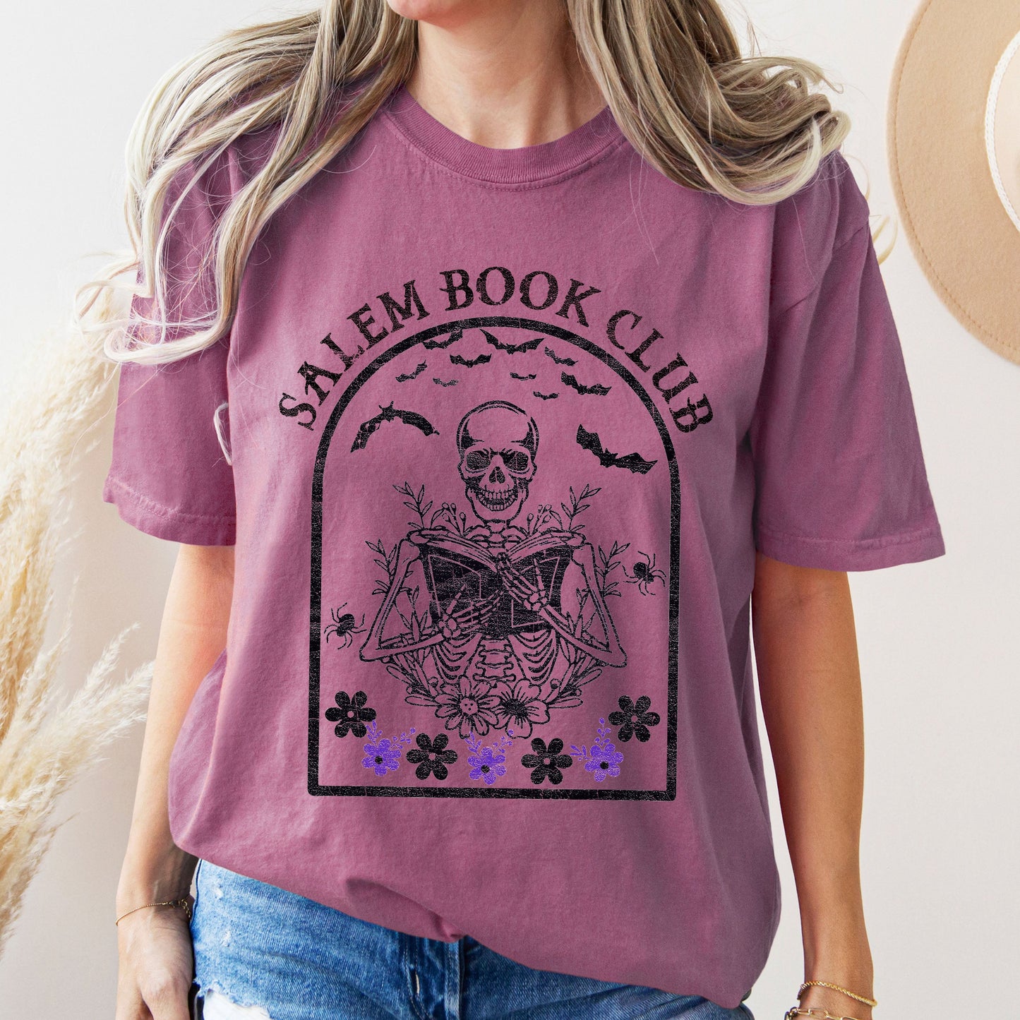 Salem Book Club, Funny Skeleton, Retro, Aesthetic, Vintage, Comfort Colors Tshirt