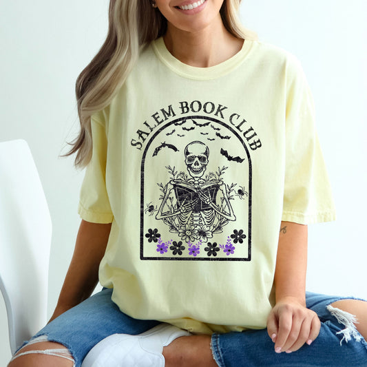 Salem Book Club, Funny Skeleton, Retro, Aesthetic, Vintage, Comfort Colors Tshirt
