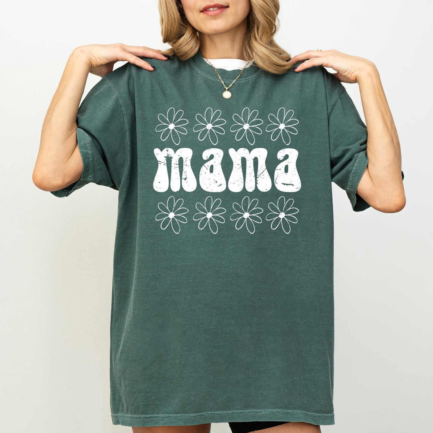 Mama, Retro, Daisy, 70s, Flowers, Mother, Mom Shirt Comfort Colors T-Shirt