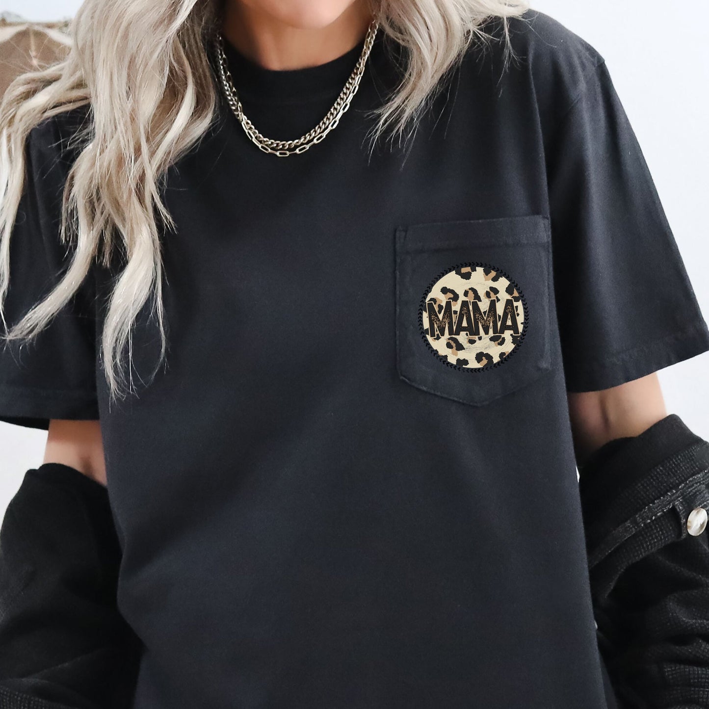 Mama, Retro, Western, Leopard Print, Circle, Pocket Tee Comfort Colors T-Shirt