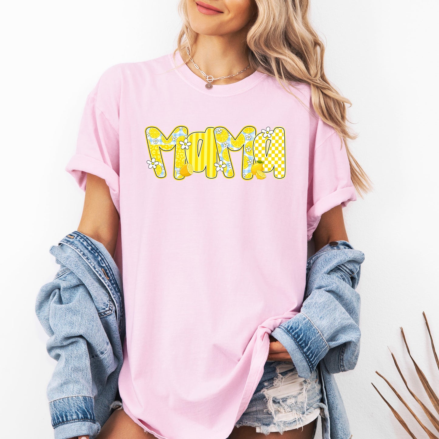 Mama, Yellow Checkered, Flowers, Retro, Comfort Colors T-Shirt