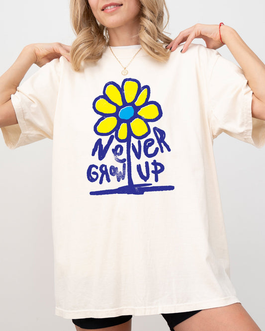Never Grow Up, Flower, Positvity, Retro, Vintage Tshirt Comfort Colors T-Shirt