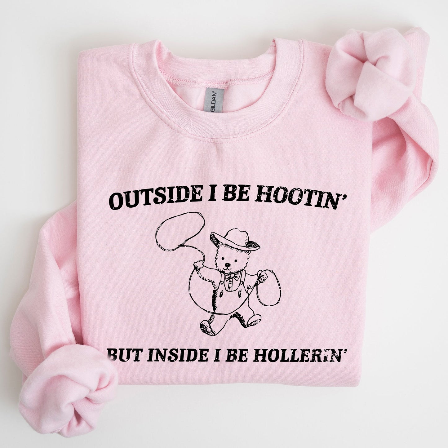 Outside I Bee Hootin, Inside I Be Hollerin, Bear, Funny, Aesthetic Sweatshirt