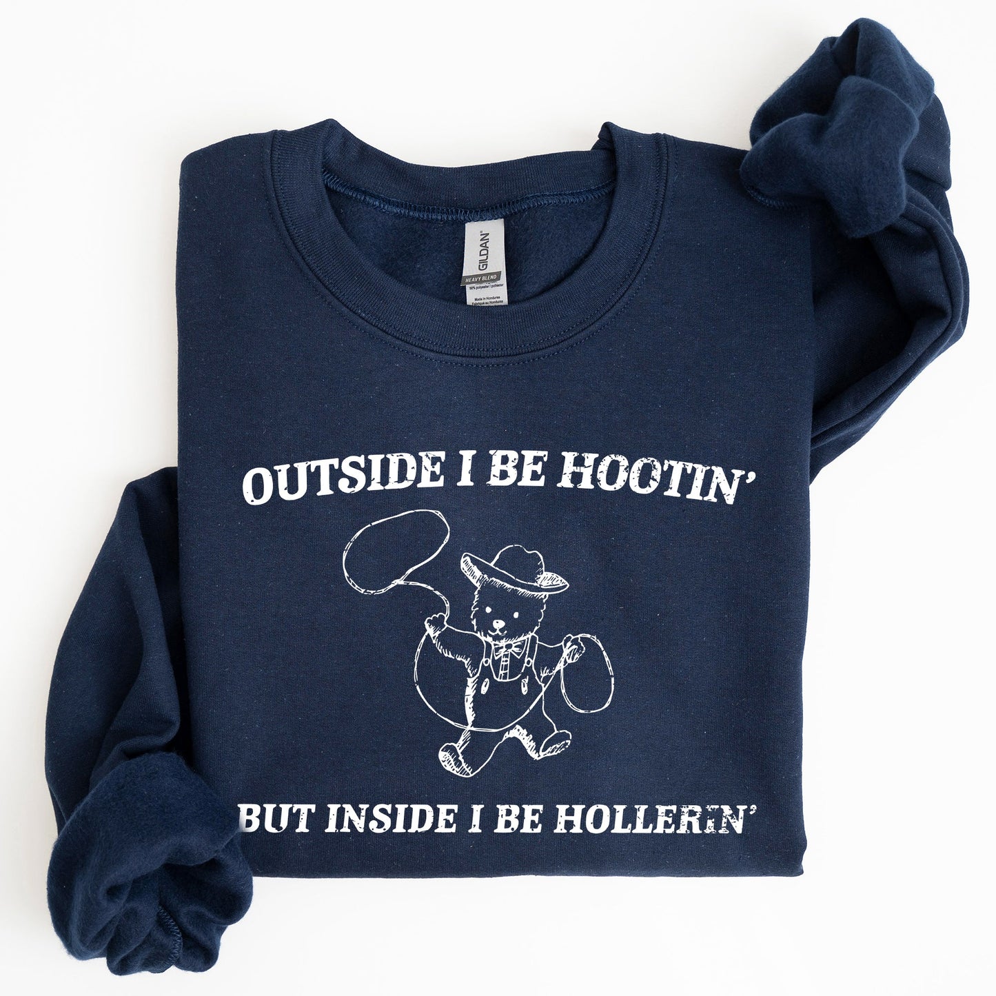 Outside I Bee Hootin, Inside I Be Hollerin, Bear, Funny, Aesthetic Sweatshirt