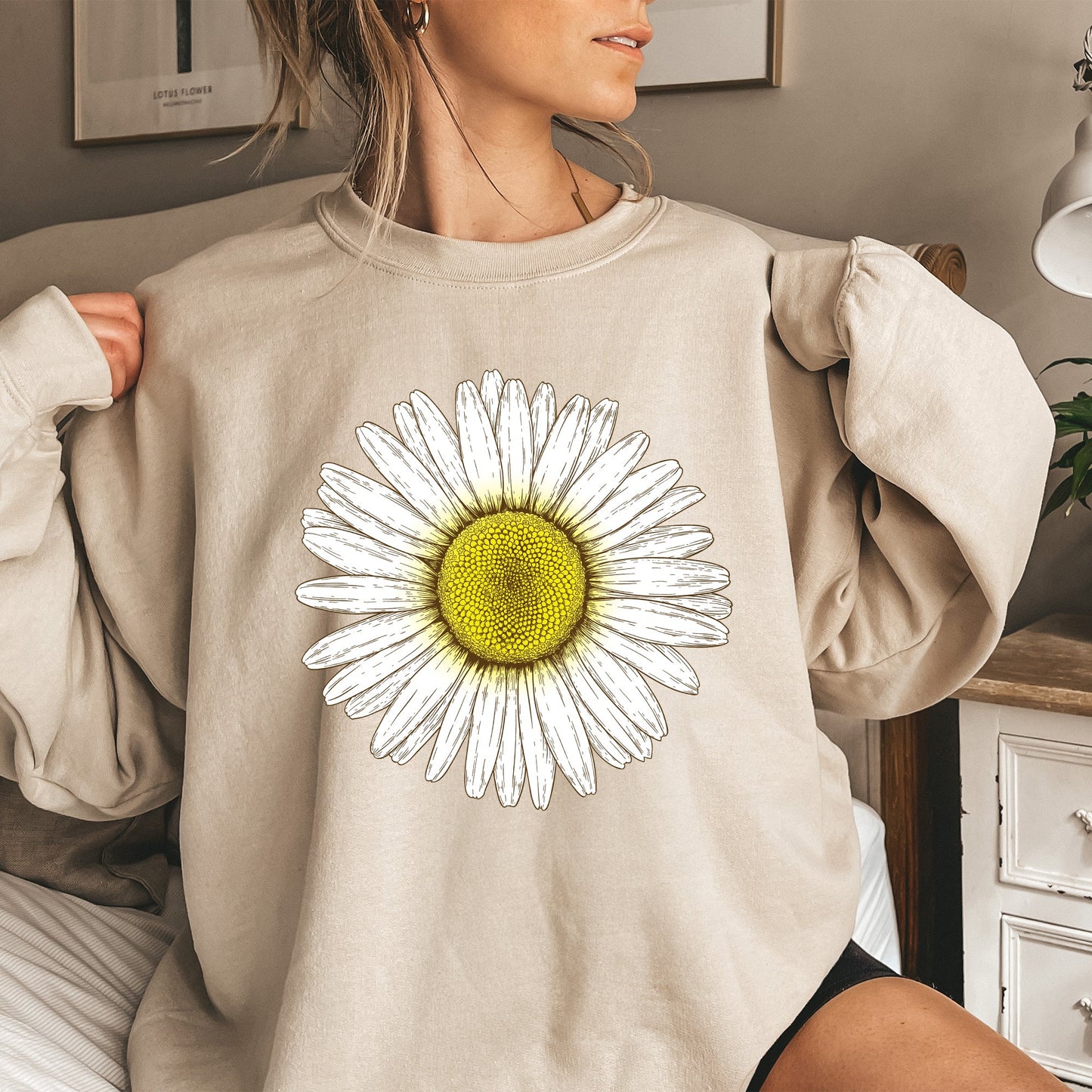 Retro Daisy Print, Vintage Flowers Sweatshirt