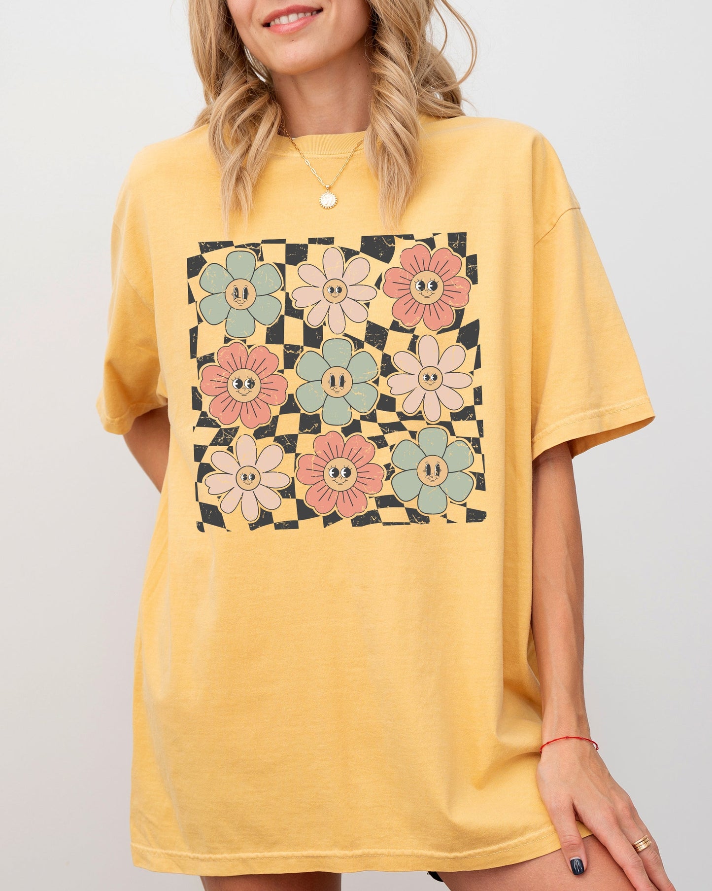 Retro Flowers, Checkered, Daisies, Hippie, Cute, Positivity Shirt Comfort Colors T-Shirt