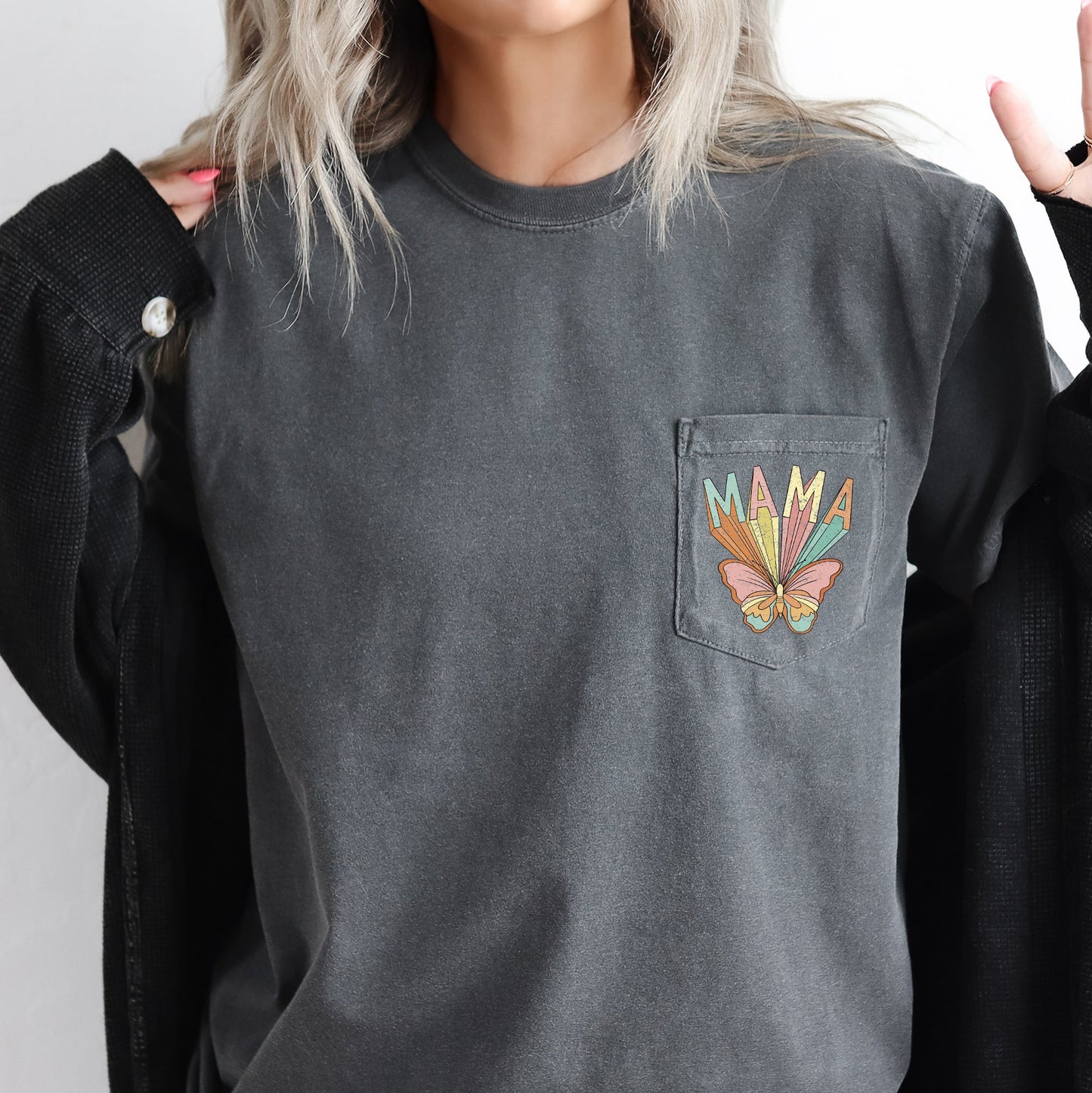 Retro Mama, Butterfly, Hippie, Pocket Tee Comfort Colors T-Shirt