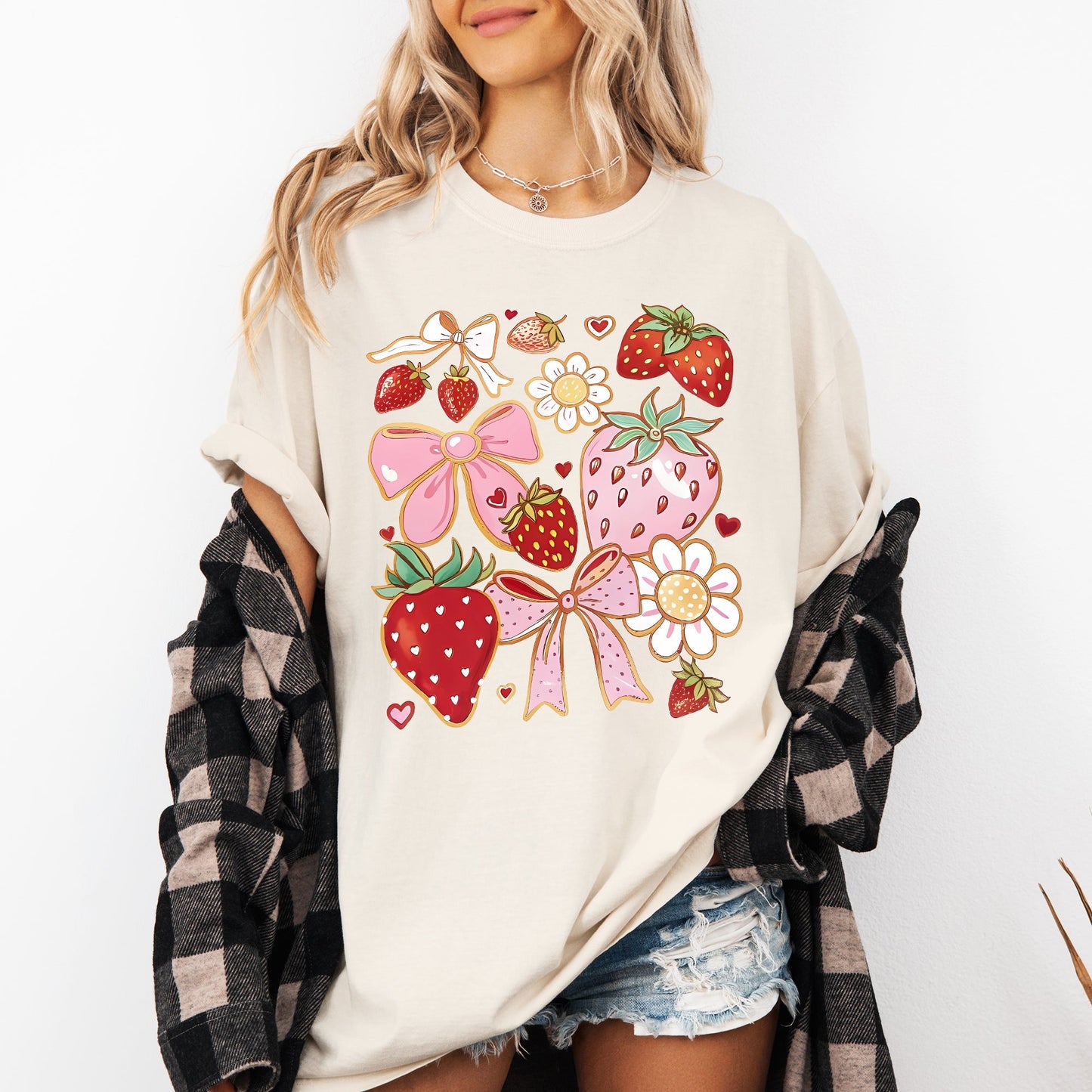 Retro Strawberries, Daisies, Cute, Adorable Comfort Colors T-Shirt