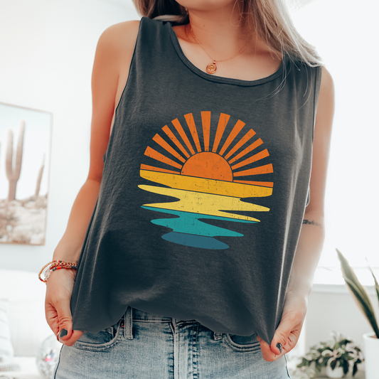 Retro Sunset, Summer, Beach, Hot Girl Summer, Sunshine Comfort Colors Tank Top