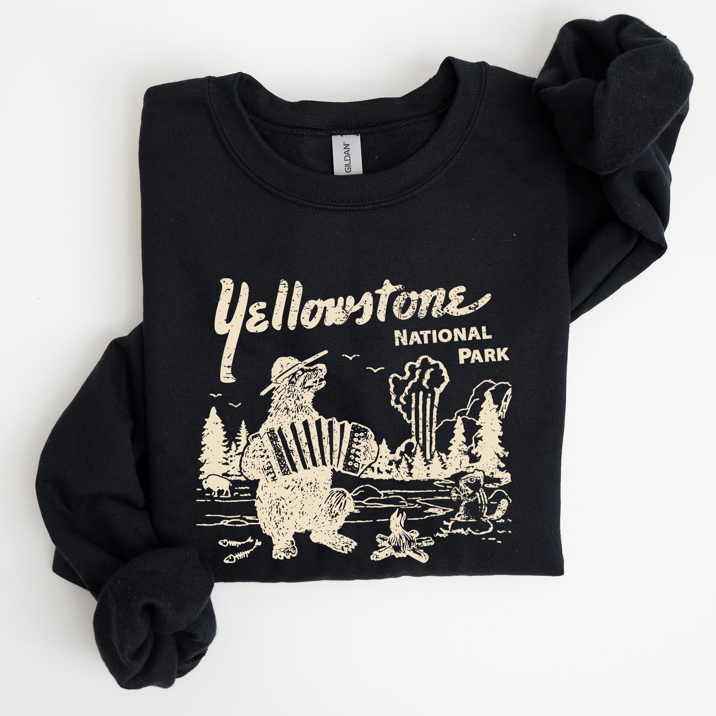 Retro Yellowstone National Park, Bear, Chipmunk, Funny, Nature Sweatshirt