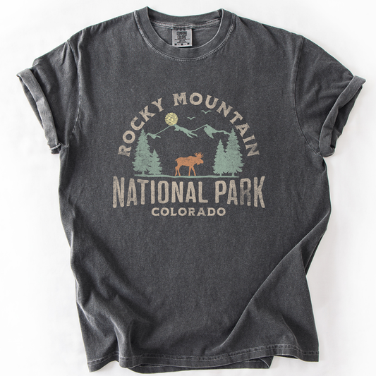Rocky Mountain National Park, Nature, Outdoors, Camping, Hiking, Comfort Colors T-Shirt