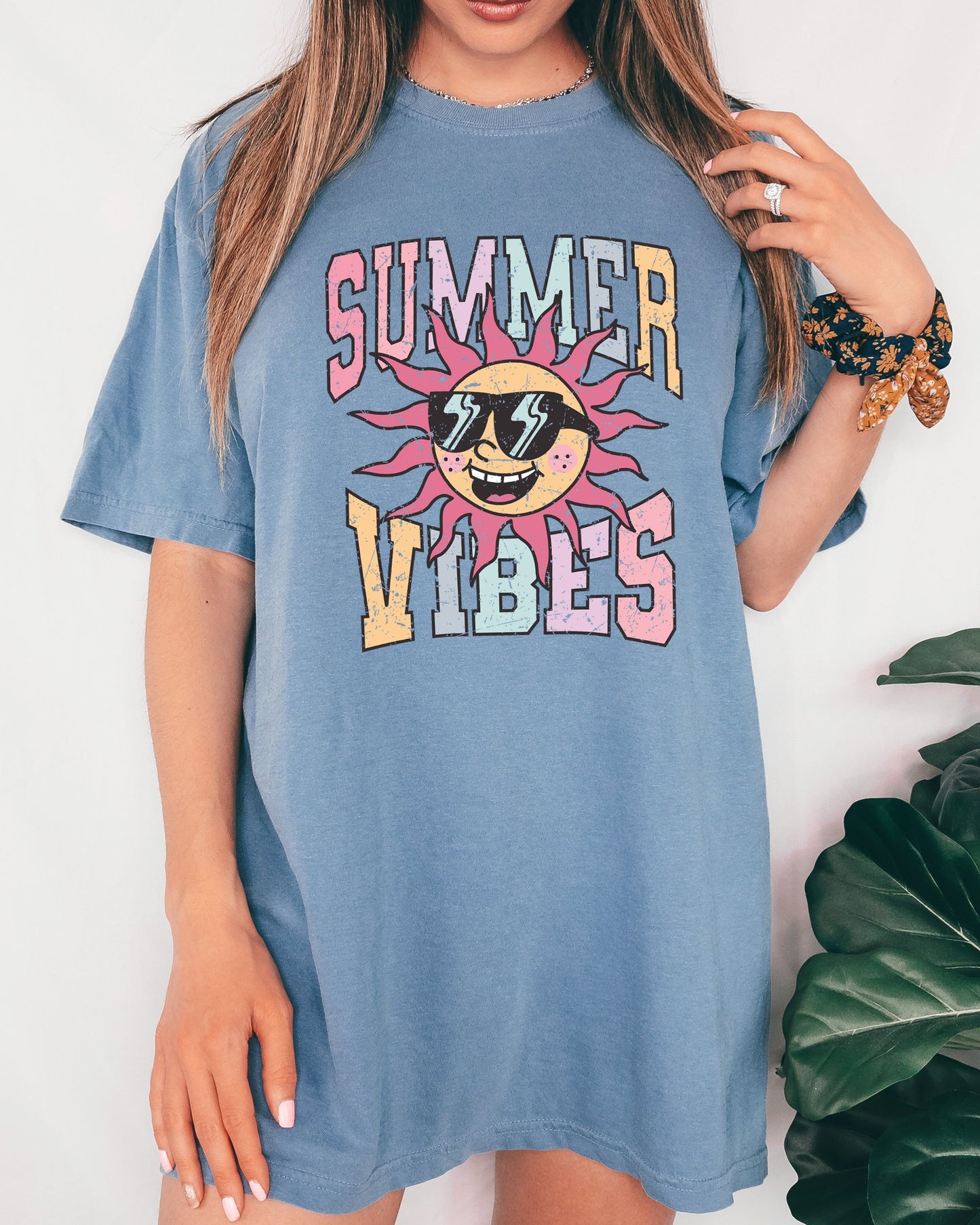 Summer Vibes, Retro, Hot Girl Summer, Beach Vacation Tshirt Comfort Colors T-Shirt