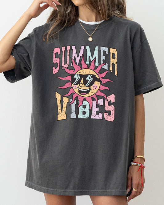 Summer Vibes, Retro, Hot Girl Summer, Beach Vacation Tshirt Comfort Colors T-Shirt