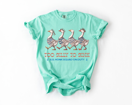 Too Silly To Sink, Goose, Funny, Beach, Summer, Travel, Vacation, Holiday, Sun, Comfort Colors T-Shirt