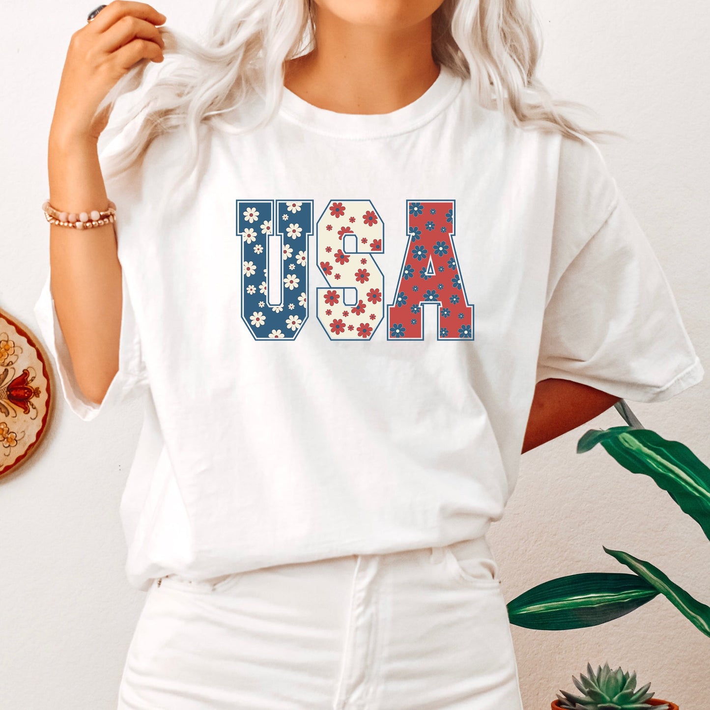 USA, Floral Print, Patriotic, America, Comfort Colors Tshirt