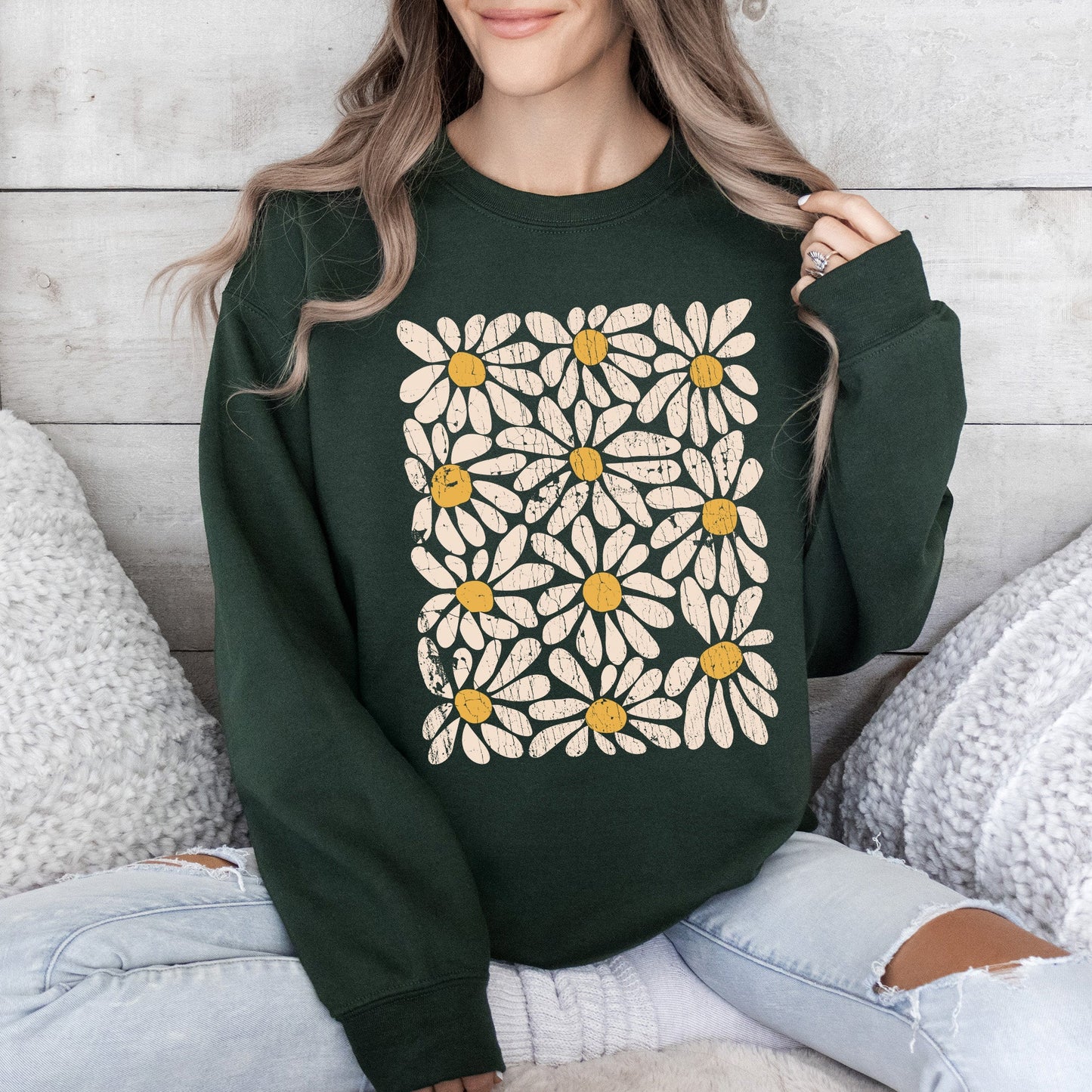 Vintage Daisies, Floral Design, Flowers Sweatshirt