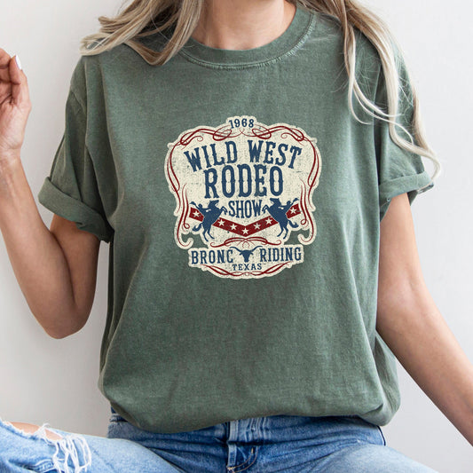 Wild West Rodeo Show, BroncoRiding, Cowboy, Cowgirl, Tshirt Comfort Colors T-Shirt