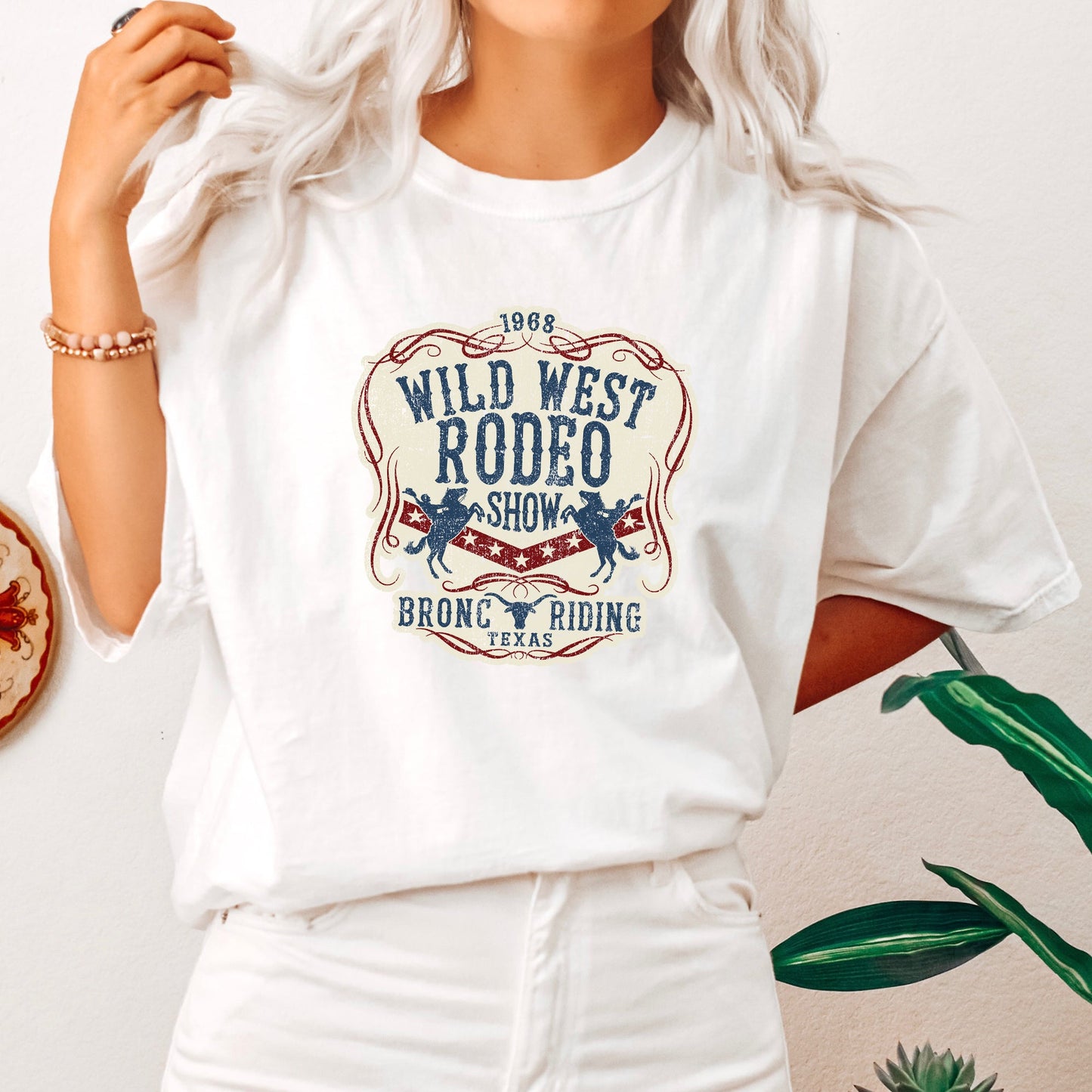 Wild West Rodeo Show, BroncoRiding, Cowboy, Cowgirl, Tshirt Comfort Colors T-Shirt